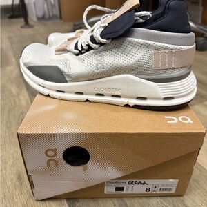On Running Cloudnova Sneakers - Cream and Gray